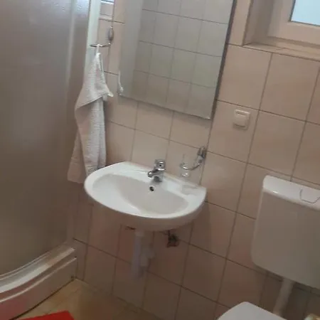 Central Wave Apartman * Tuzla